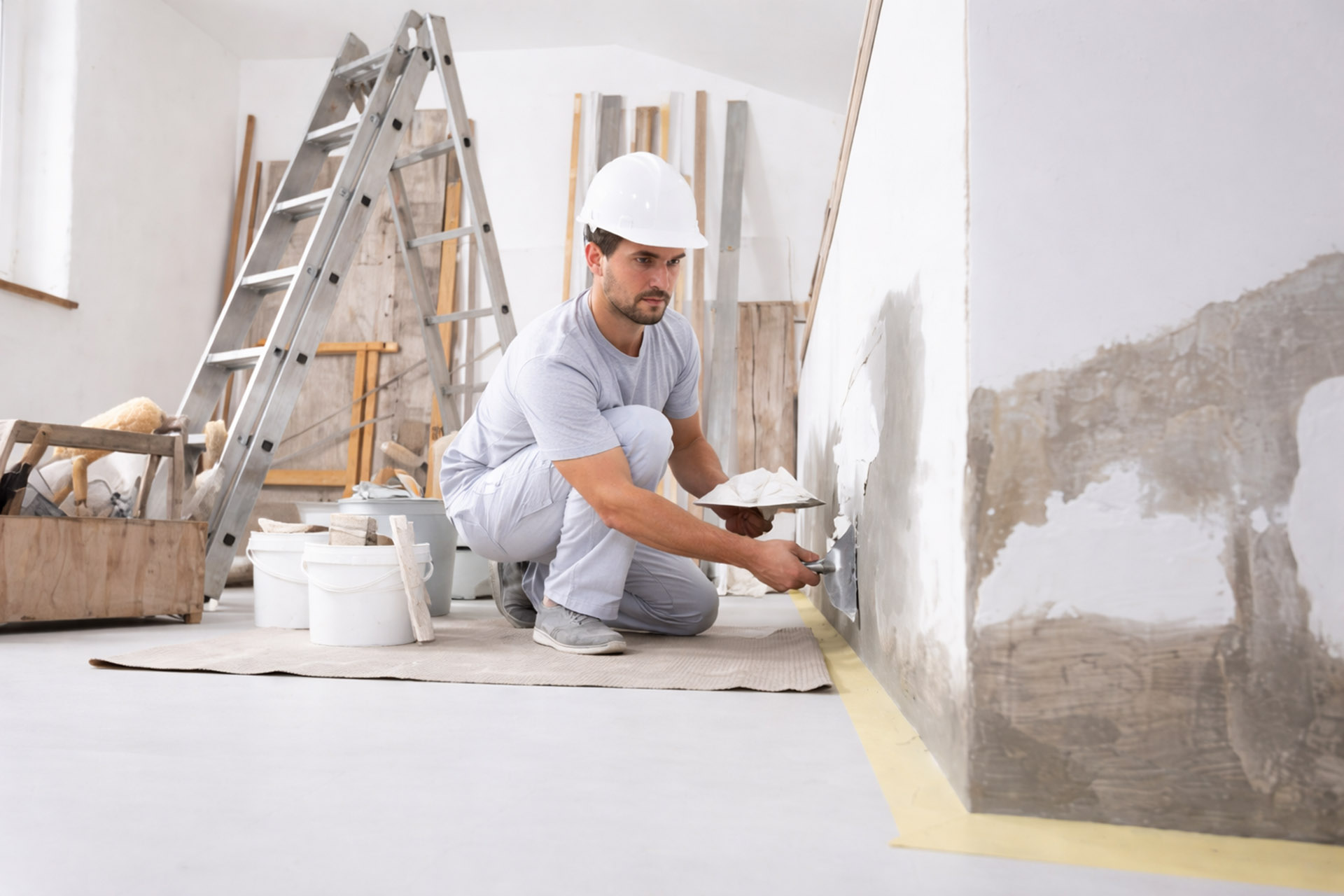 Spartling og klargøring af vægge